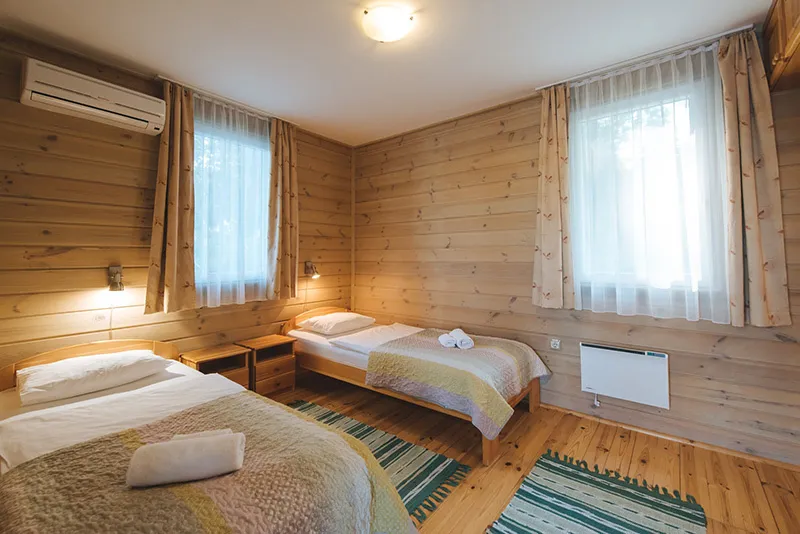 Tavirózsa floating house 6