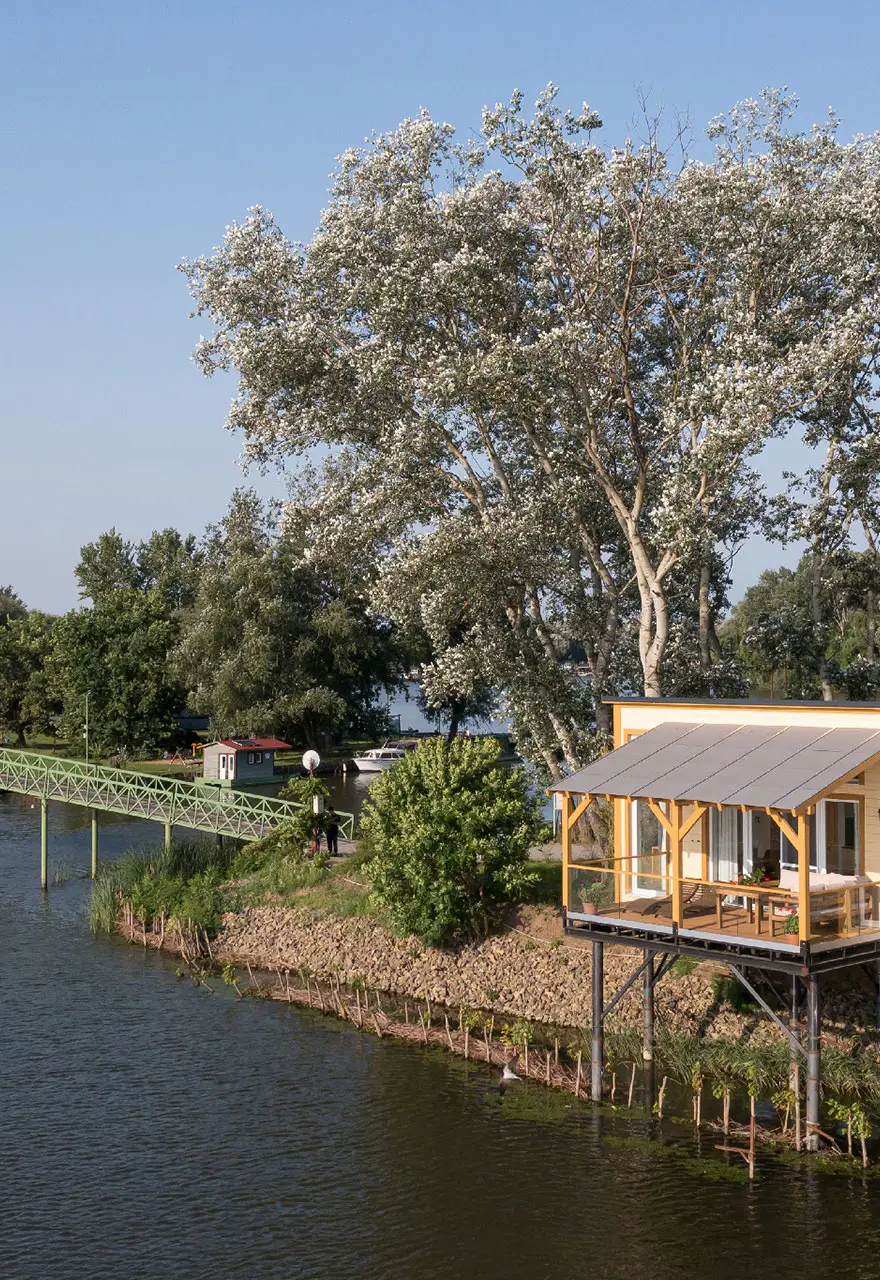 Norbi pile house 1
