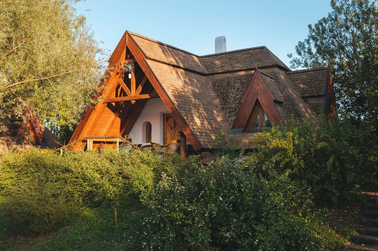 Waterfront house 9