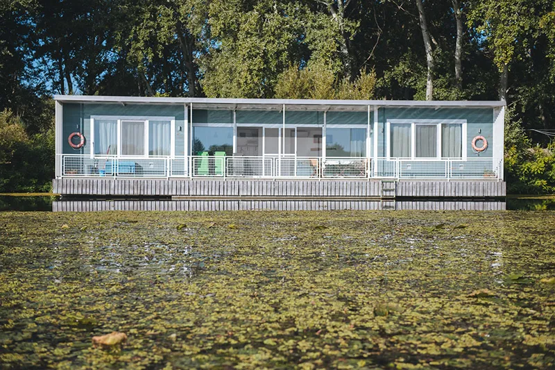 Floating houses