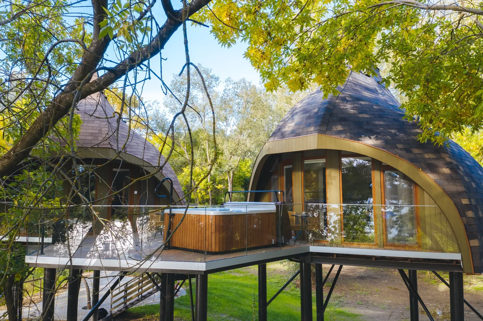 Twin tree house
